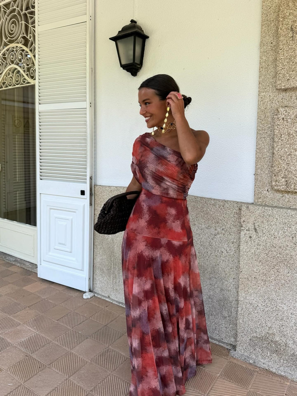 Rubí | Vestido largo asimétrico con estampado acuarela