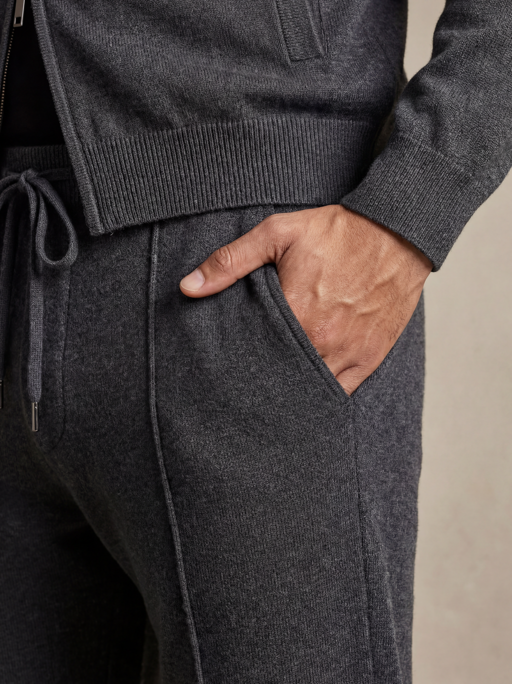 Anselmo | Conjunto Gris Oscuro
