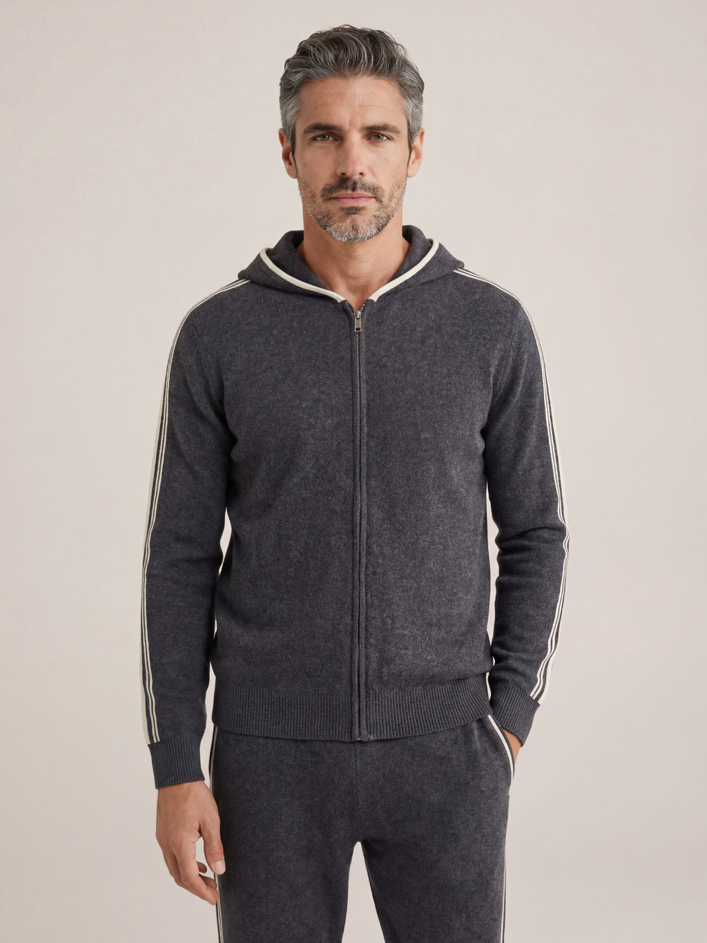 Doroteo | Conjunto Gris Oscuro