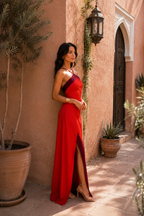 Sirena | Vestido largo halter con abertura