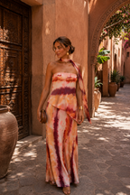 Coral | Vestido largo estampado con escote palabra de honor