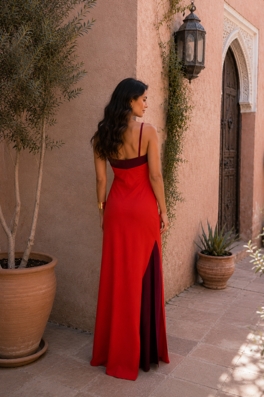Sirena | Vestido largo halter con abertura