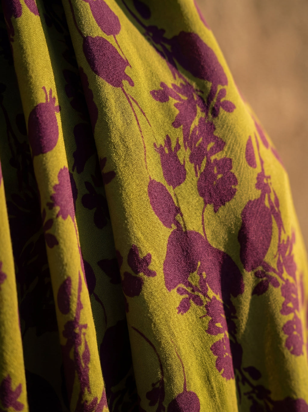 Loto | Vestido Maxi Floral con Caída Fluida