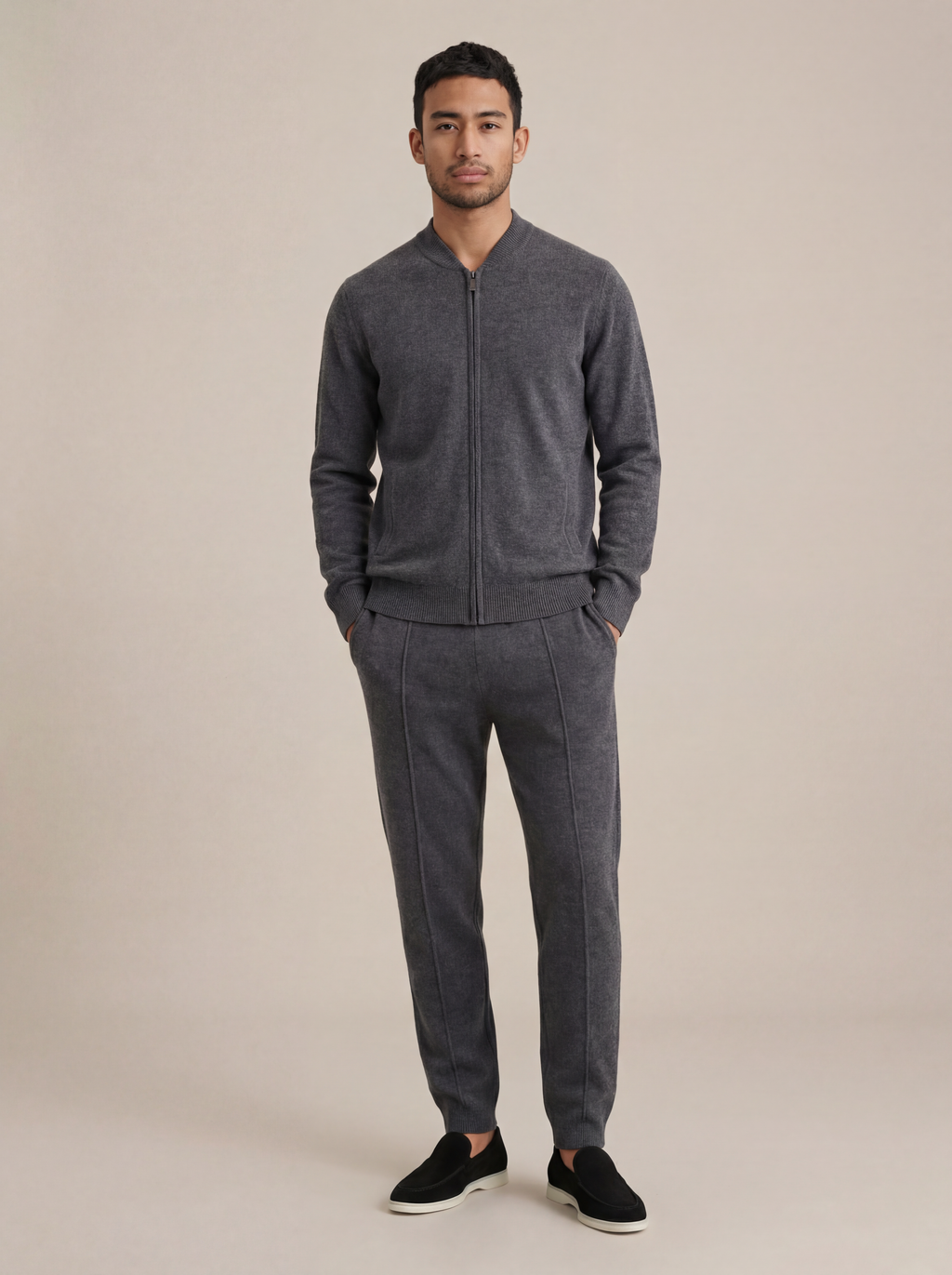 Anselmo | Conjunto Gris Oscuro