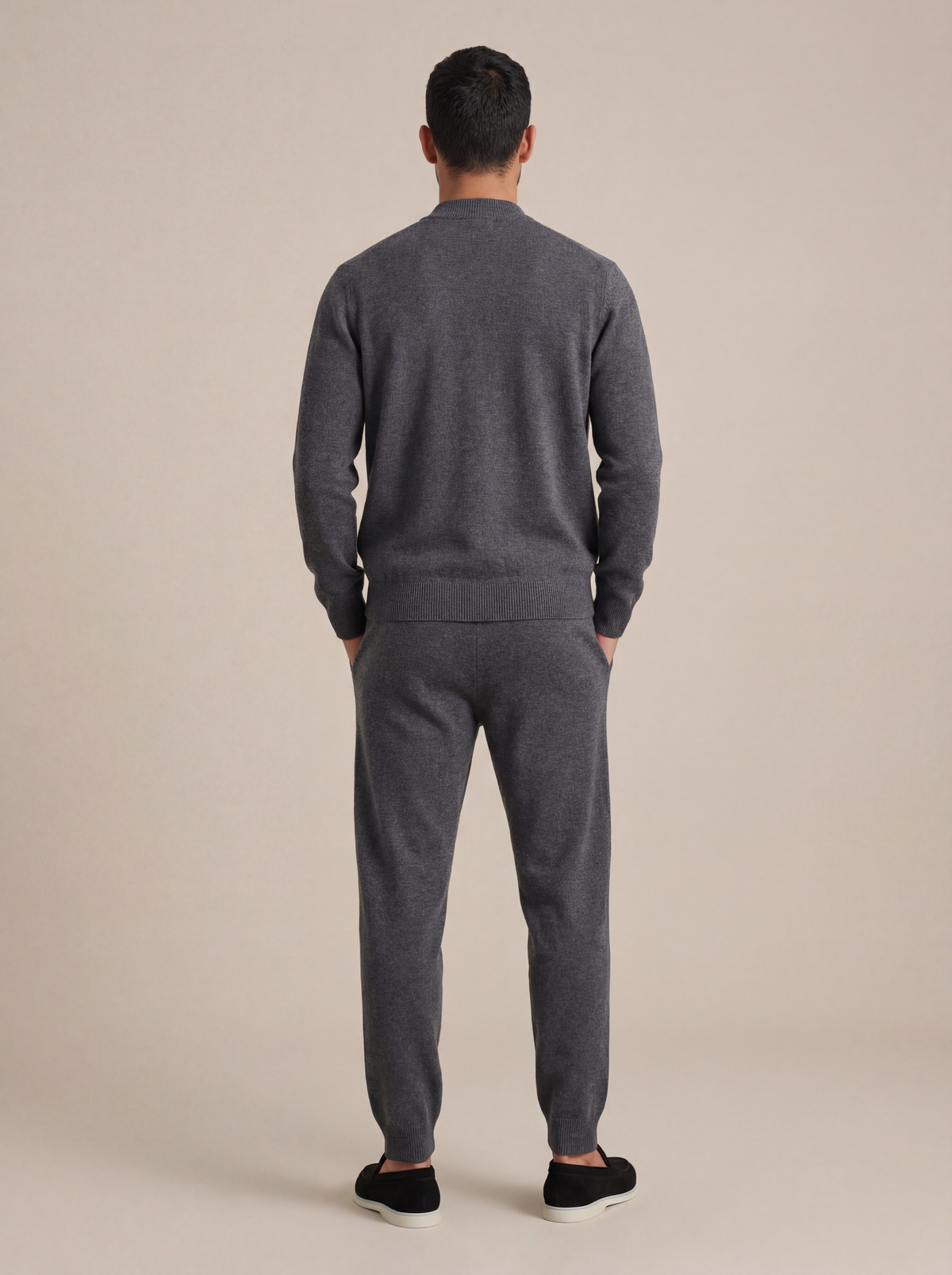 Anselmo | Conjunto Gris Oscuro