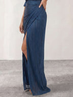 Vestido camisero plisado con abertura