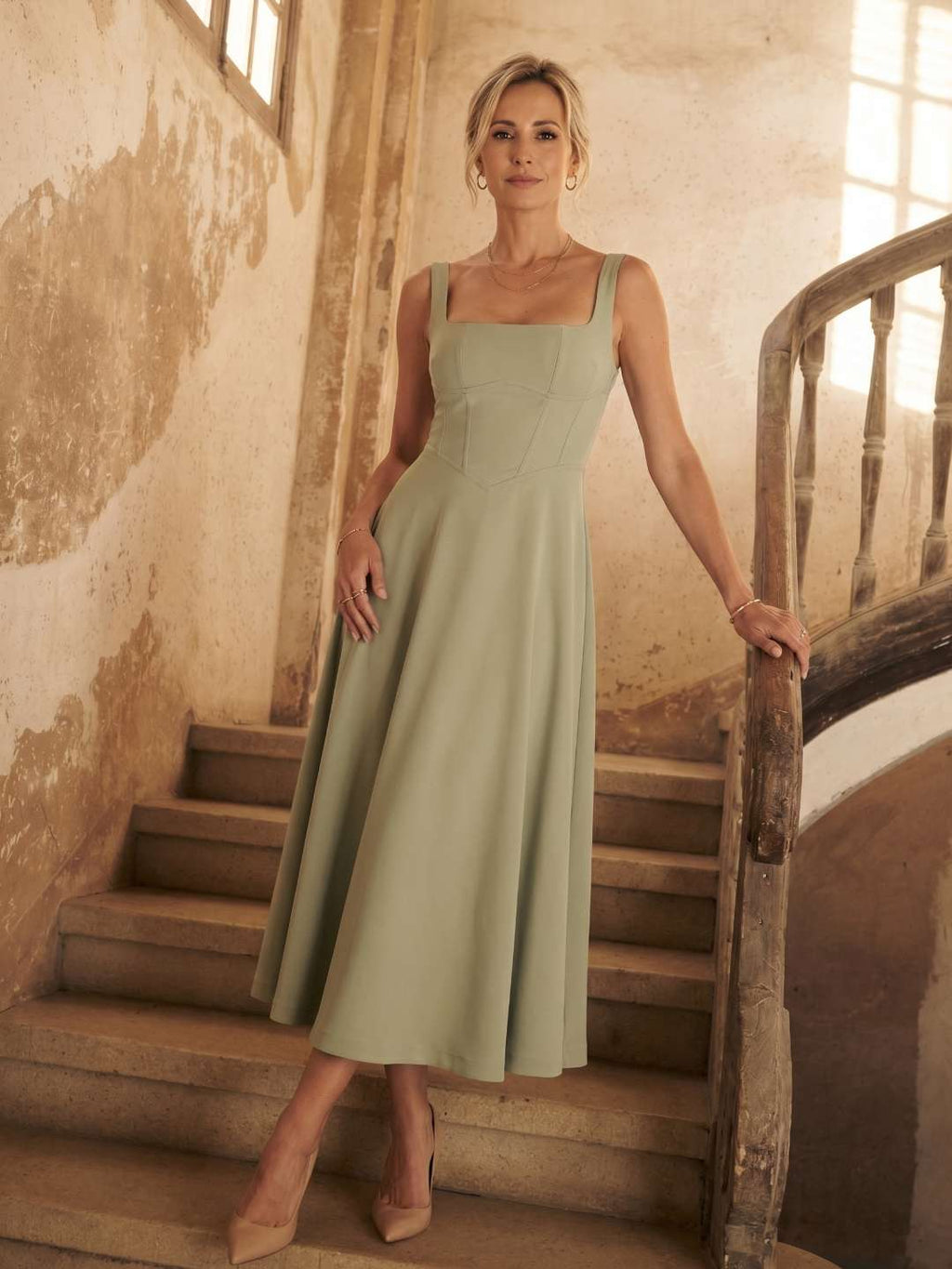 Genoveva | Vestido Escote Cuadrado