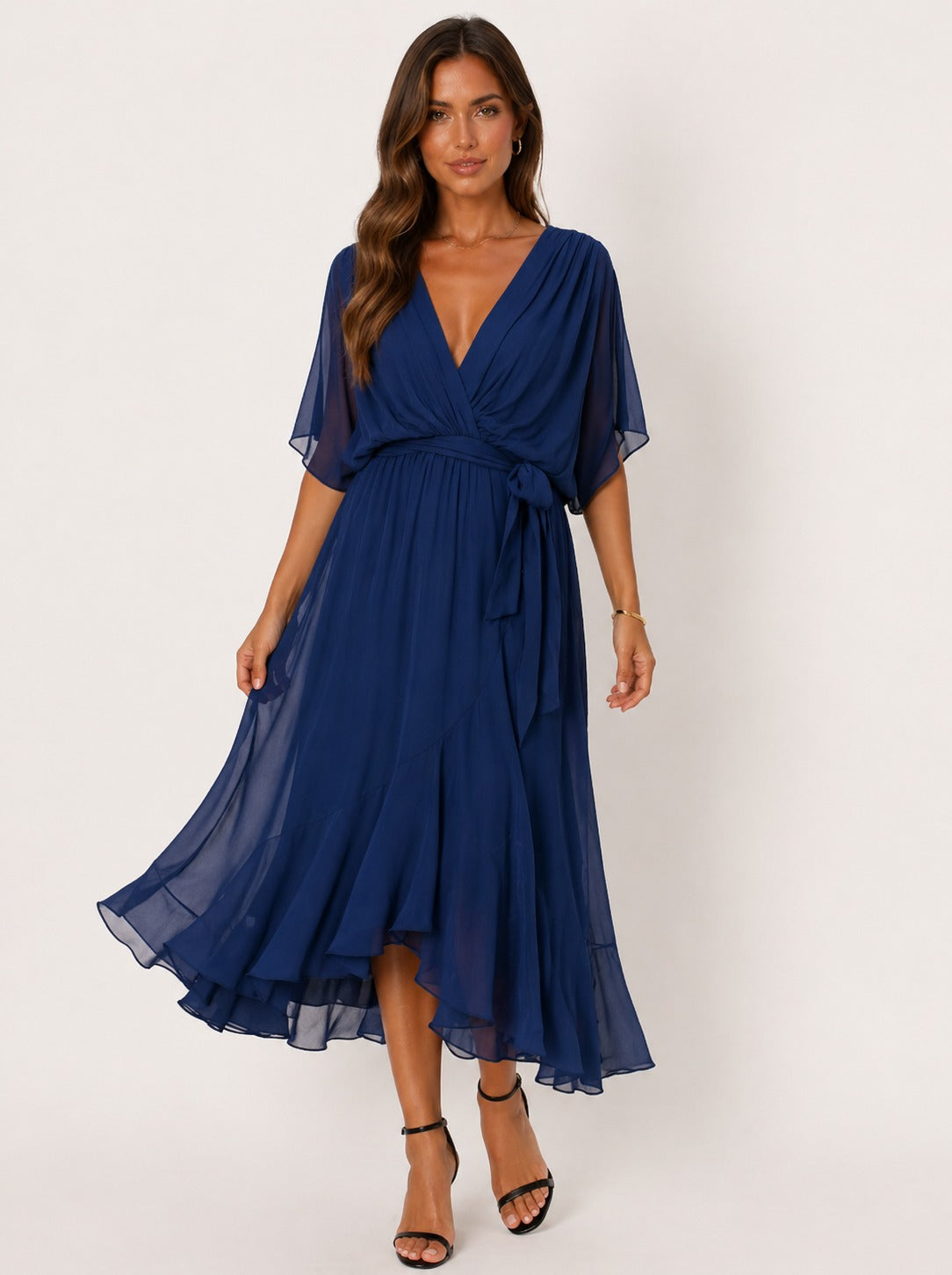 Monica | Vestido de gasa con escote en V elegante