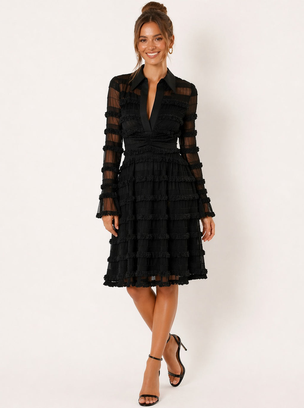 Parisa | Vestido midi con flecos transparentes