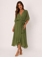 Monica | Vestido de gasa con escote en V elegante