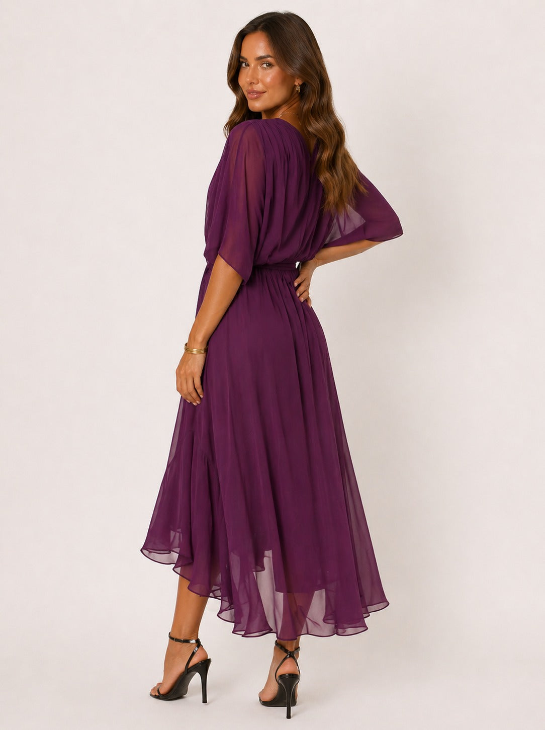 Monica | Vestido de gasa con escote en V elegante