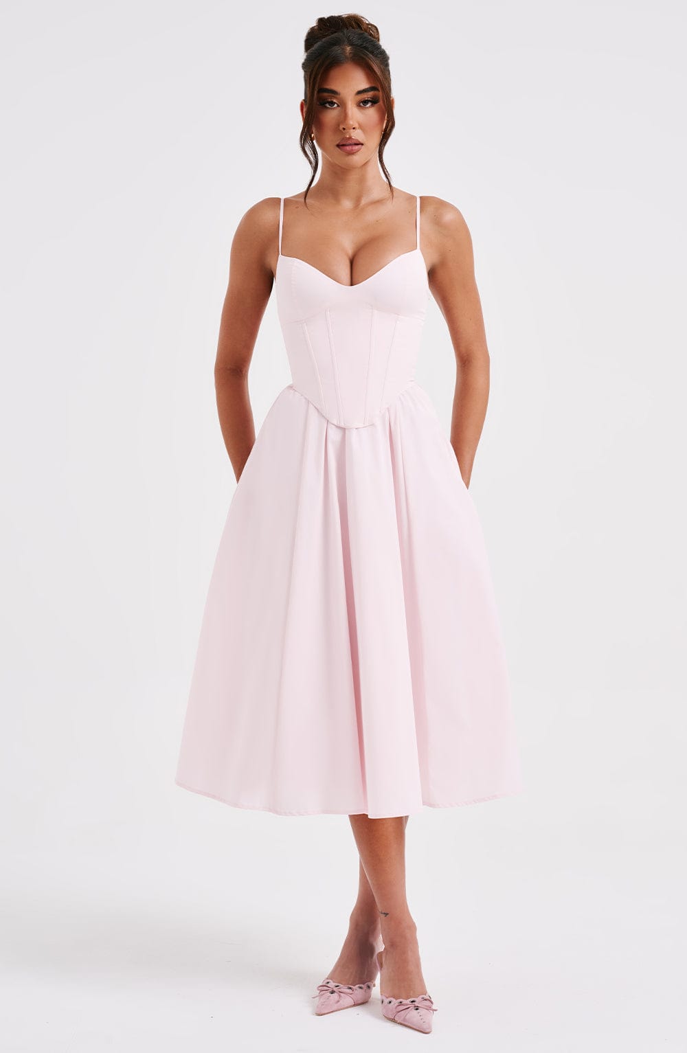 MAILEN | Vestido midi elegante estilo corsé