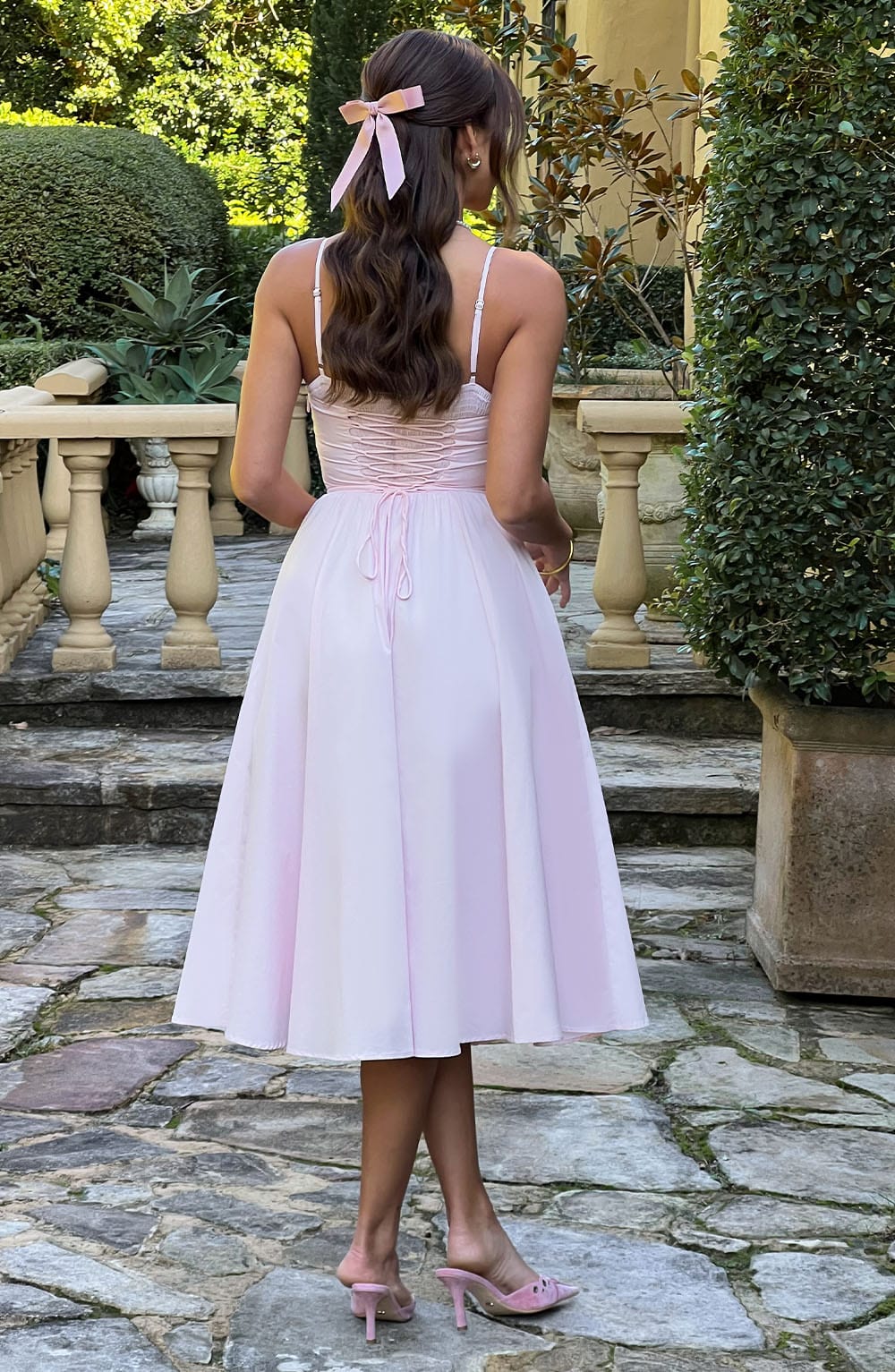 MAILEN | Vestido midi elegante estilo corsé