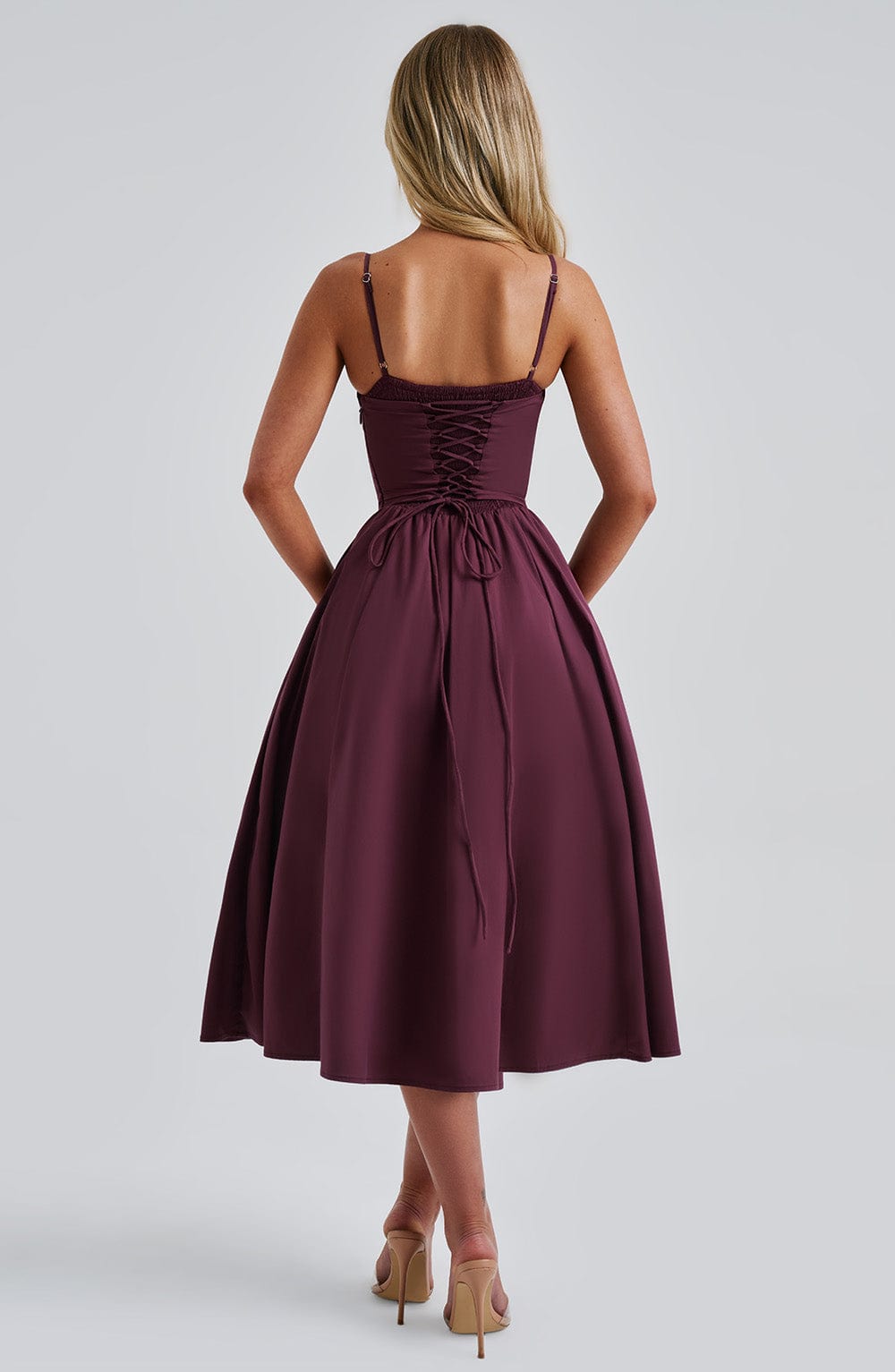 MAILEN | Vestido midi elegante estilo corsé
