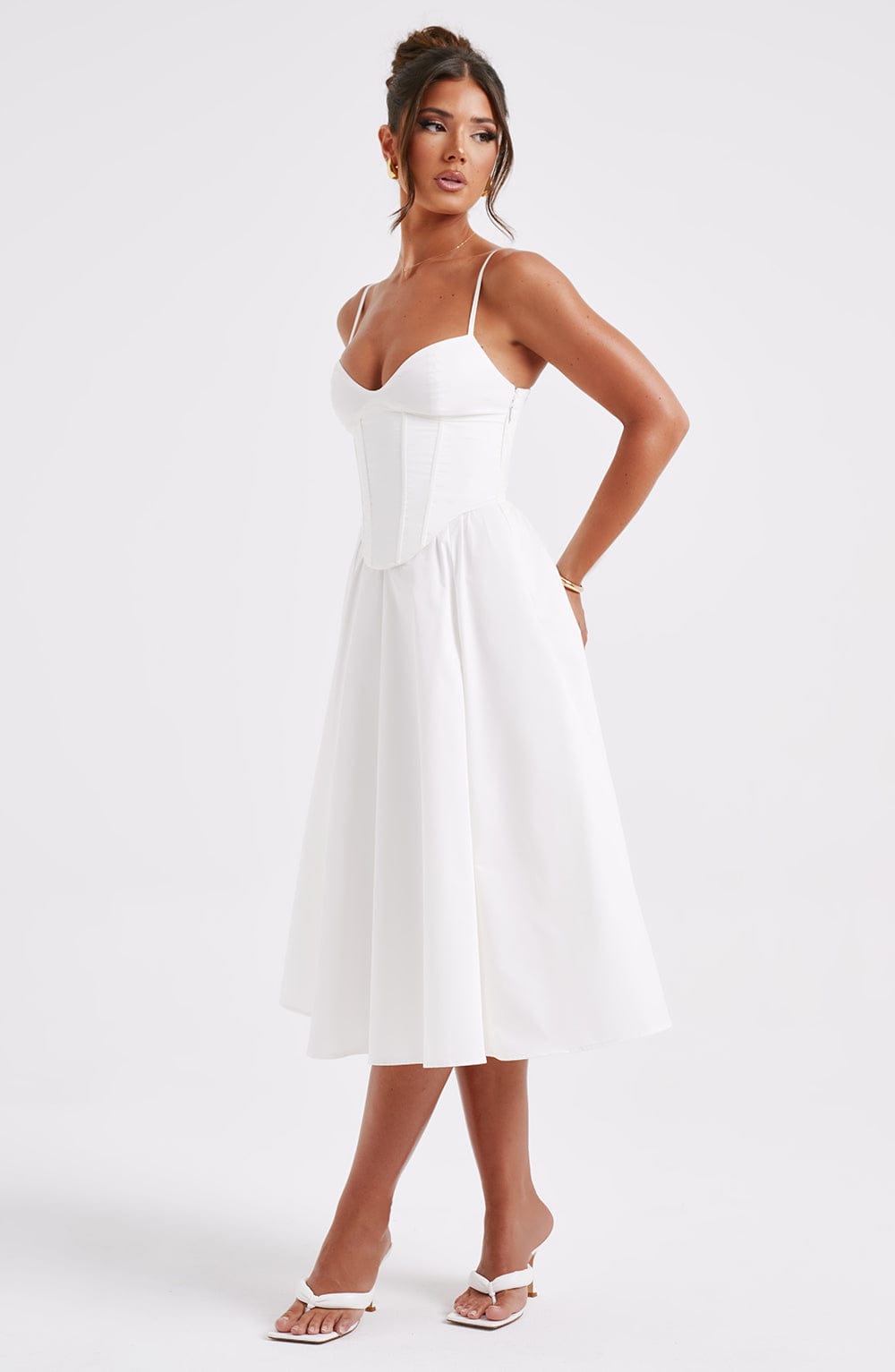 MAILEN | Vestido midi elegante estilo corsé